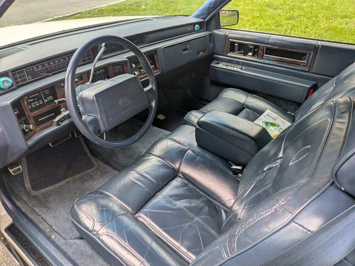 1991 Cadillac DeVille - photo 7