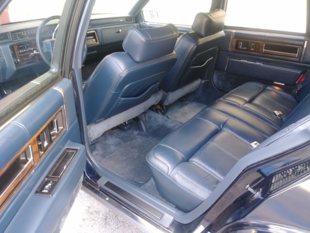 1990 Cadillac DeVille Gold package - photo 11