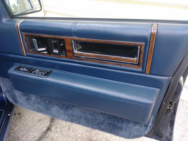 1990 Cadillac DeVille Gold package - photo 12