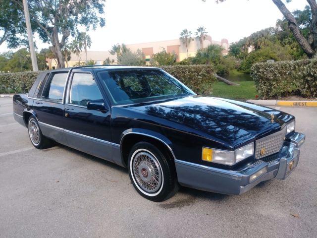 1990 Cadillac DeVille Gold package - photo 2