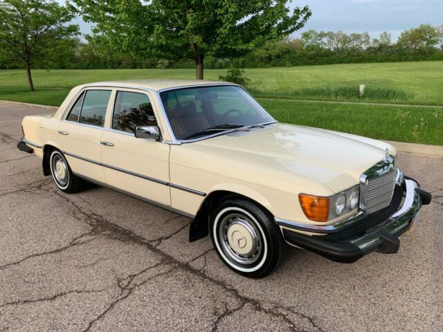 Very clean original presenting example - One of the better W116 280SE for sale. 1978 Mercedes-Benz S-Class 280 SE W116 sedan
