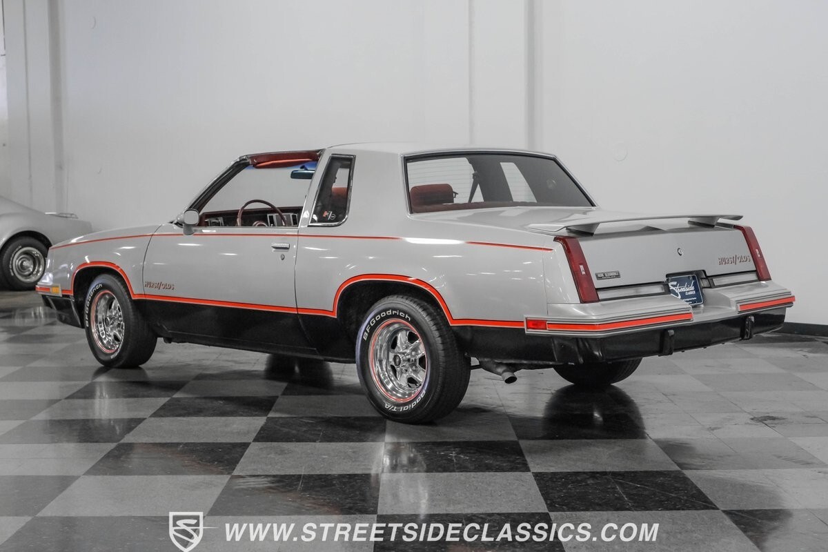 1984 Oldsmobile Cutlass Hurst/Olds - photo 9