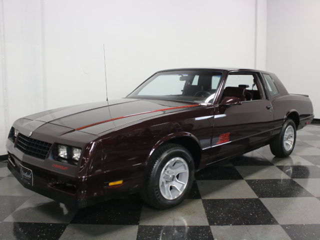 VERY CLEAN W/ JUST 3 OWNERS & 24K ORIG MILES, CLEAN HISTORY, DRIVES FANTASTIC!!! 1988 Chevrolet Monte Carlo Base Coupe 2-Door