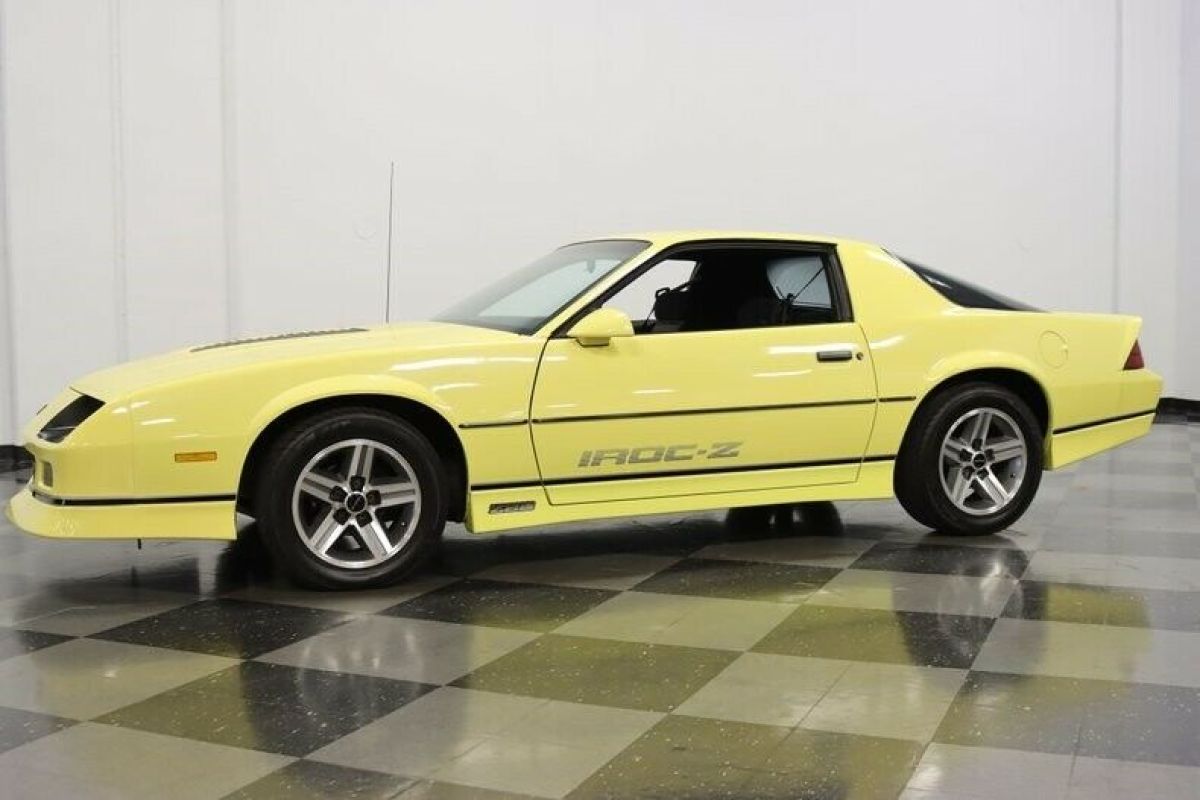 1985 Chevrolet Camaro IROC Z/28 - photo 7
