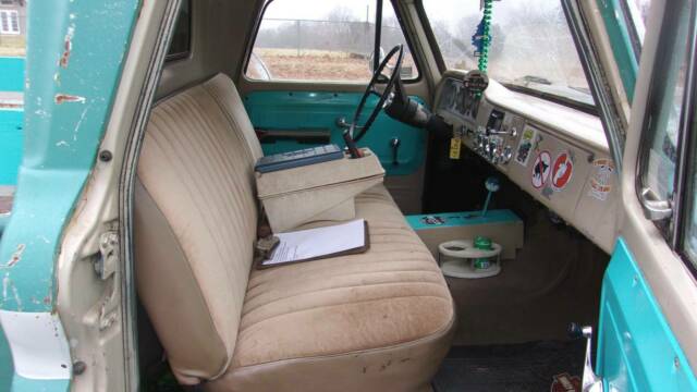 1966 GMC 2500 the "ICEBREAKER' - photo 12
