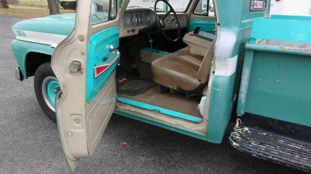 1966 GMC 2500 the "ICEBREAKER' - photo 8