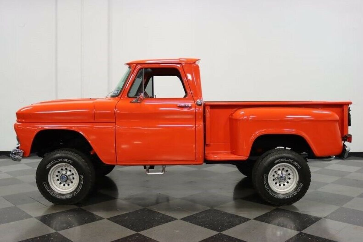 1965 GMC 1/2 Ton Stepside Pickup - photo 3