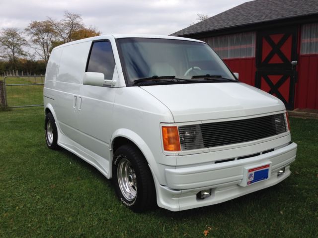 Very Custom 1988 Astro Van Shortie Body 1988 Chevrolet Astro