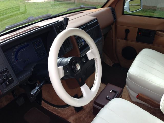 1988 Chevrolet Astro - photo 10
