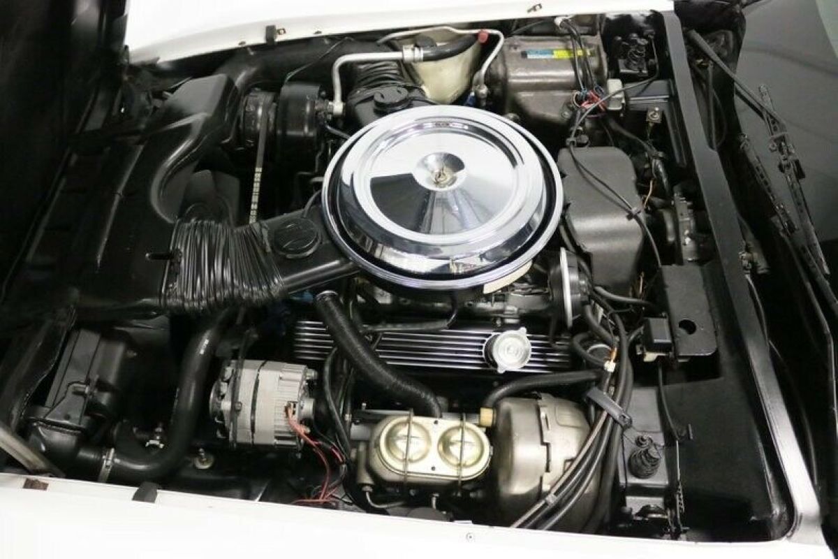 1981 Chevrolet Corvette - photo 4