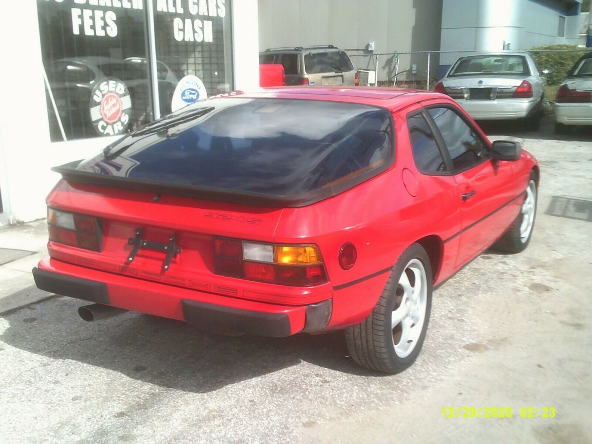 1987 Porsche 924 - photo 3