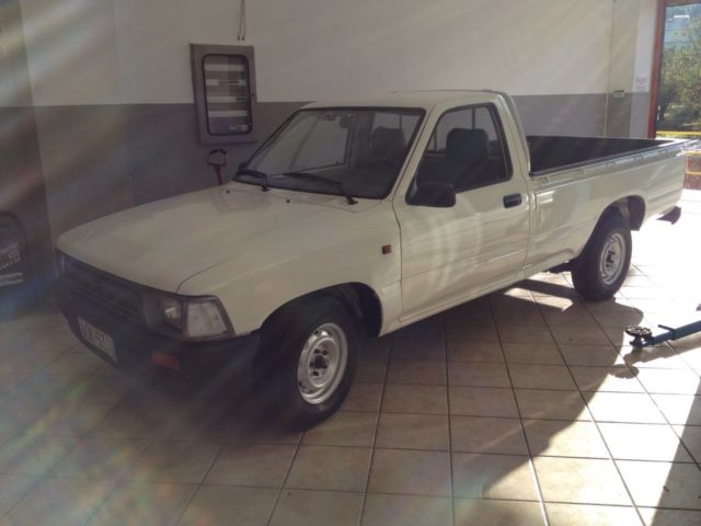 Very good condition, excellent choice for workers without problems 1991 Toyota Hilux