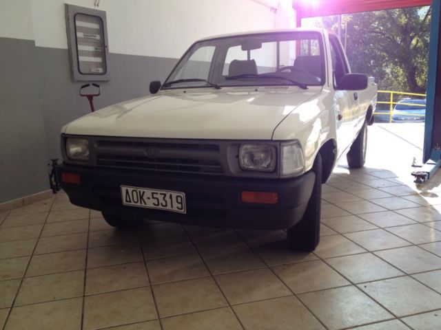 1991 Toyota Hilux - photo 10
