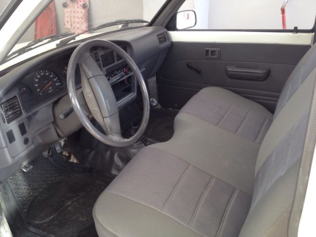 1991 Toyota Hilux - photo 6