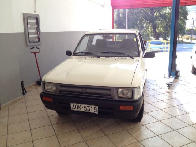 1991 Toyota Hilux - photo 8