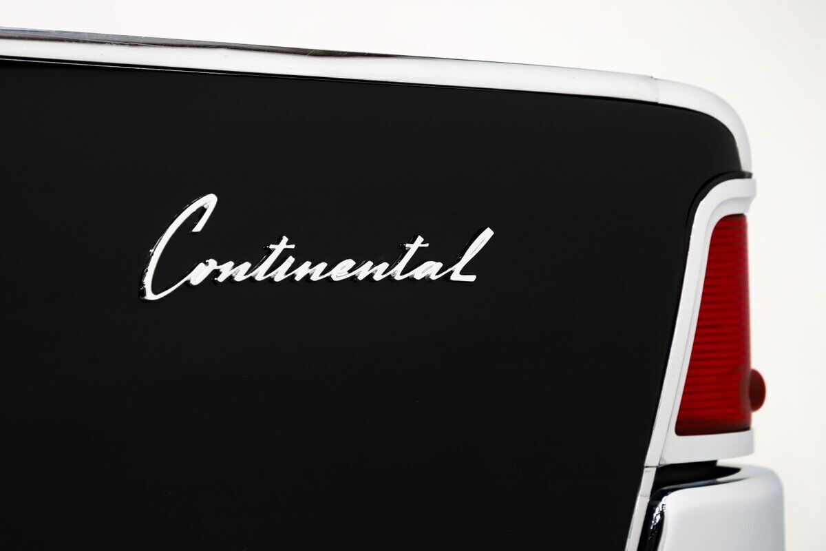 1962 Lincoln Continental - photo 12