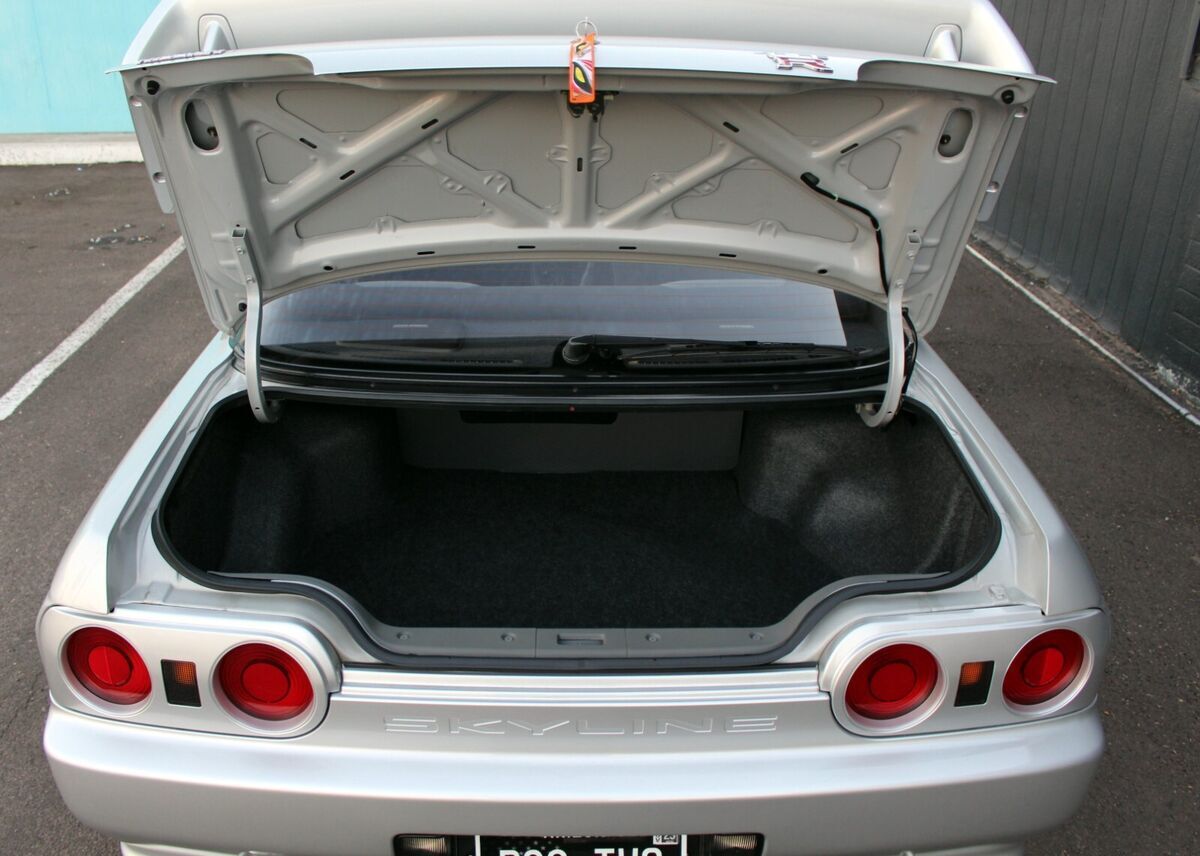 1992 Nissan Skyline GT-R R32 - photo 9