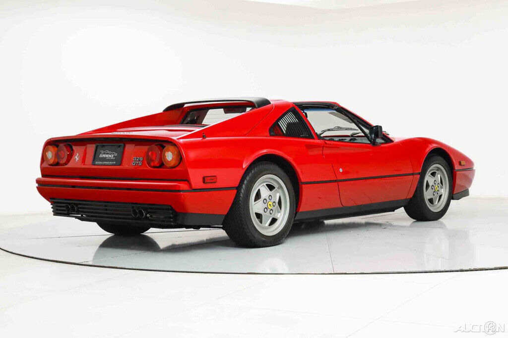 1989 Ferrari 328 GTS - photo 2