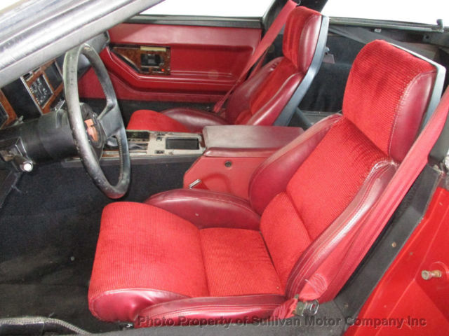 1984 Chevrolet Corvette - photo 11