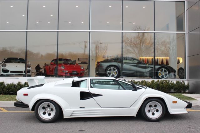 1988 Lamborghini Countach (1988 1/2) - photo 2