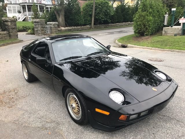 1984 Porsche 928 S - photo 6