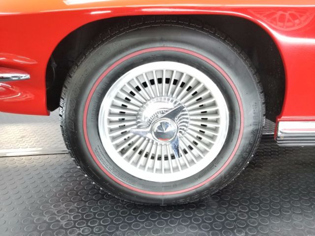 1964 Chevrolet Corvette Coupe - 4 Speed - RED on RED - Videos - photo 11