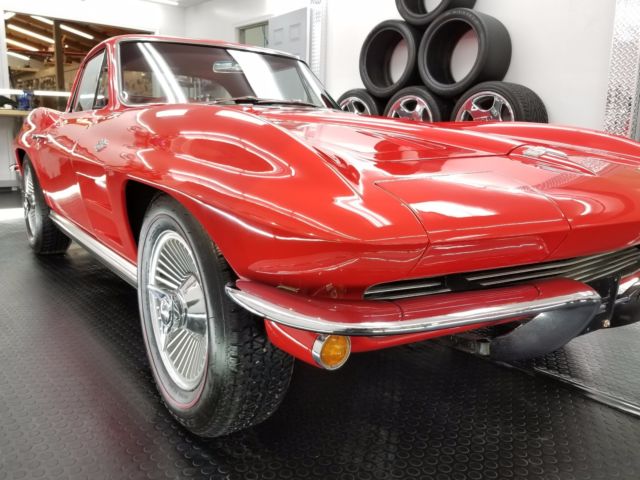 1964 Chevrolet Corvette Coupe - 4 Speed - RED on RED - Videos - photo 5