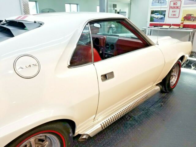 1968 AMC AMX - 390 Cu In - 4 Speed - VERY NICE! **Videos** - photo 8