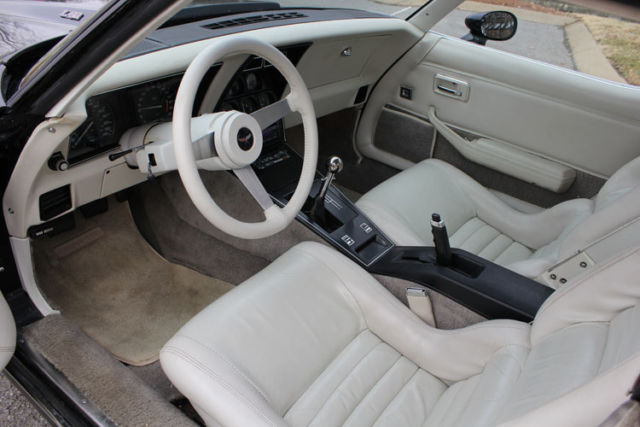 1979 Chevrolet Corvette Coupe L-82 - photo 10