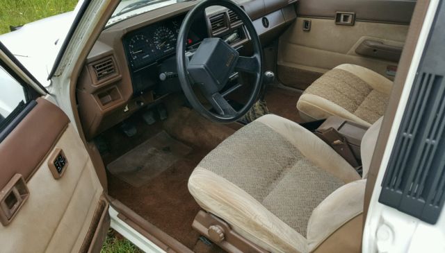 1985 Toyota Pick-up SR5 - photo 6