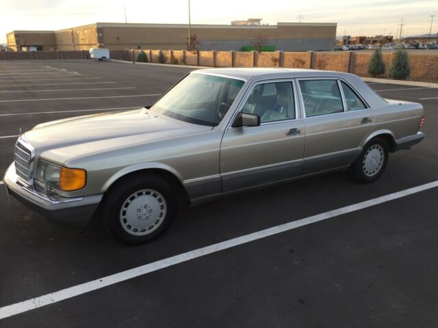 1991 Mercedes-Benz 500-Series 560SEL - photo 2