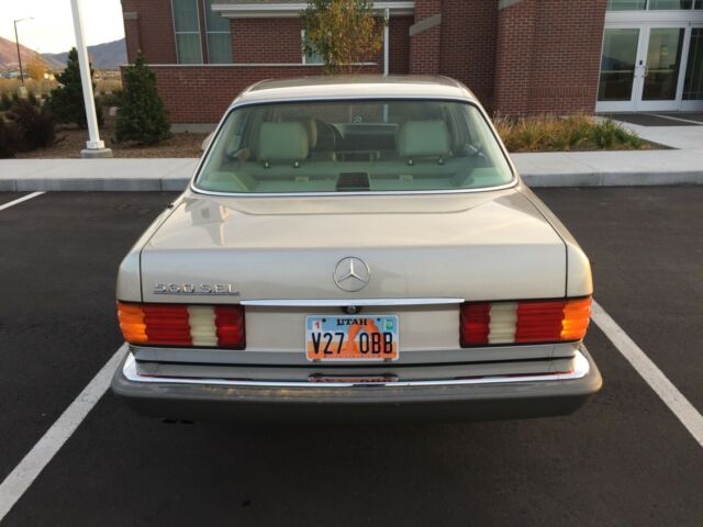 1991 Mercedes-Benz 500-Series 560SEL - photo 5