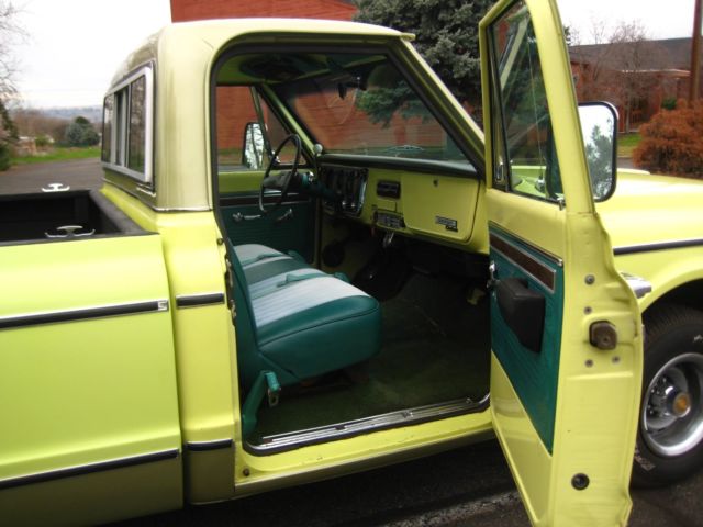 1970 Chevrolet C-10 Nice running & driving - photo 13
