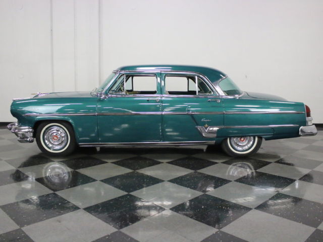 1954 Lincoln Capri - photo 2