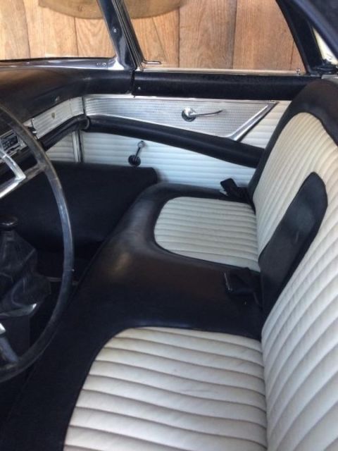 1956 Ford Thunderbird - photo 2
