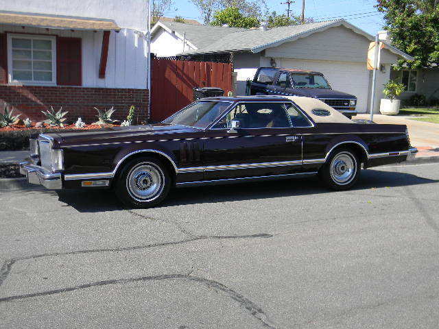 Very Nice and Low Mile 1978 Lincoln Continental Mark V Bill Blass , A/C. AUTO,V8 1978 Lincoln Continental MARK V BILL BLASS