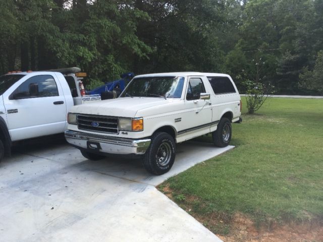1990 Ford Bronco - photo 2