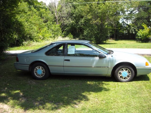 1991 Ford Thunderbird - photo 2