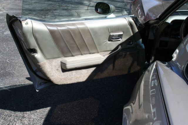 1982 Chevrolet Corvette Leather - photo 13