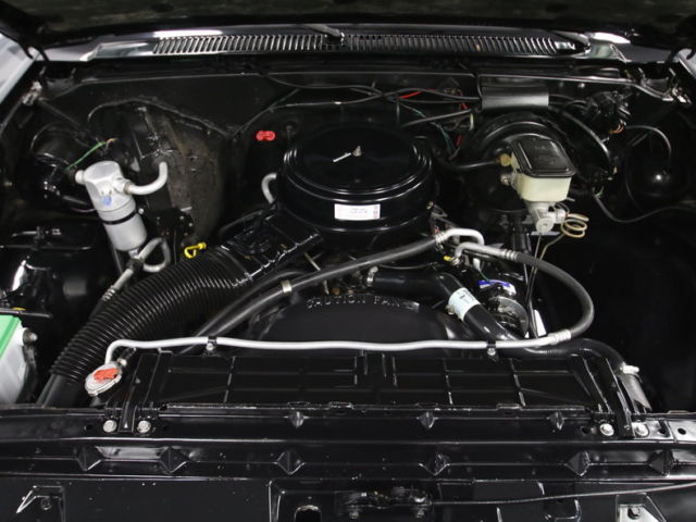 1984 Chevrolet Silverado 1500 K-10 4x4 - photo 3