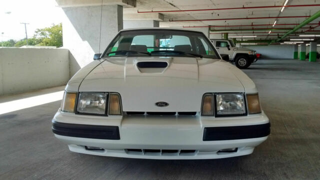 1986 Ford Mustang SVO - photo 3