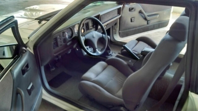 1986 Ford Mustang SVO - photo 9