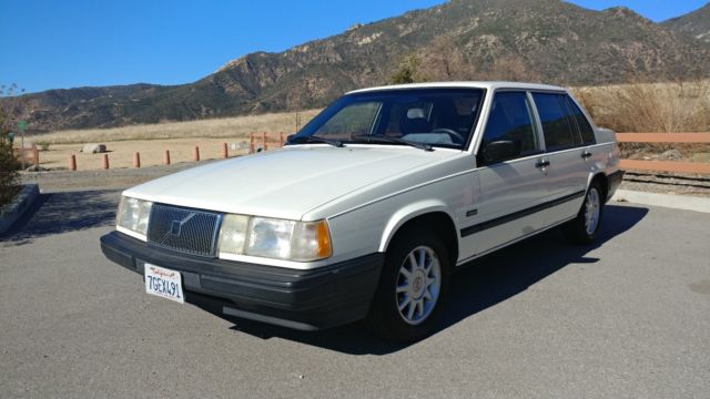 Very Nice Low Mileage RUSTFREE Turbo Sedan! Clean AutoCheck History Report! 1994 Volvo 940 Turbo
