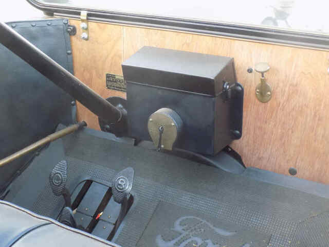 1914 Ford Model T - photo 8