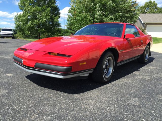 1987 Pontiac Firebird - photo 3