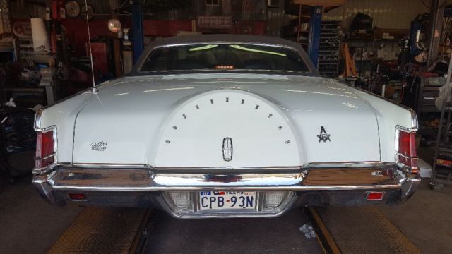 1971 Lincoln Continental - photo 8