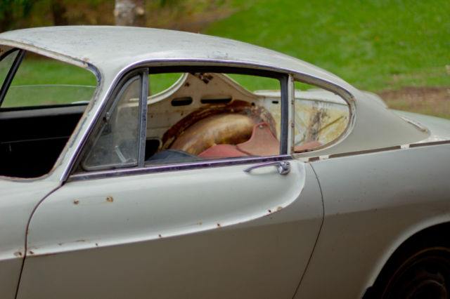 1966 Volvo 1800 1800s Nice Body 4 Speed + OD Pearl White - photo 11