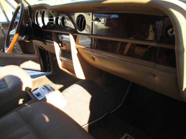 1978 Rolls-Royce Corniche convertible - photo 12