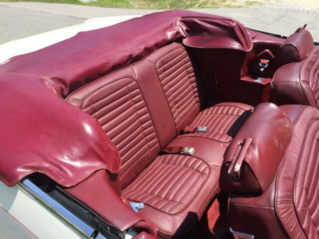 1982 Buick Riviera Convertible - photo 5