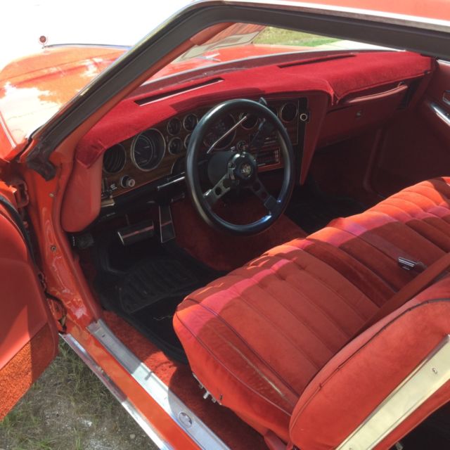 1977 Pontiac Grand Prix Red Cloth - photo 6